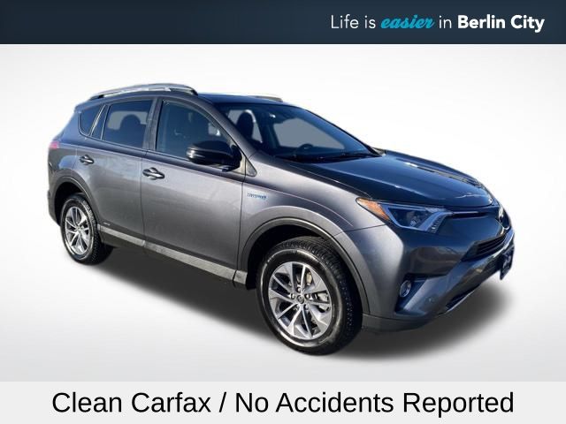2018 Toyota RAV4 XLE's photo