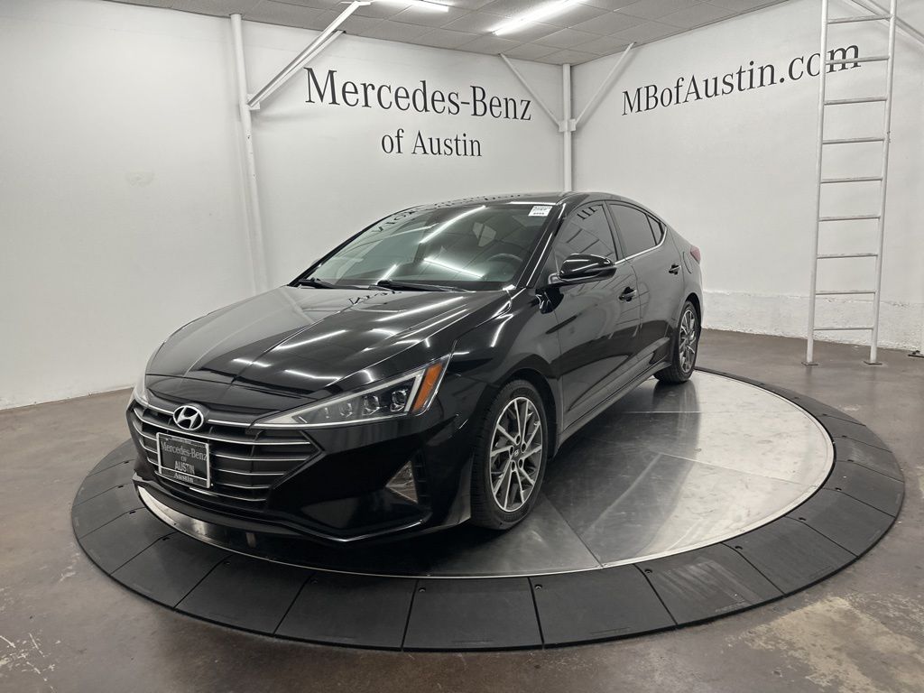 2020 Hyundai Elantra Limited photo 3