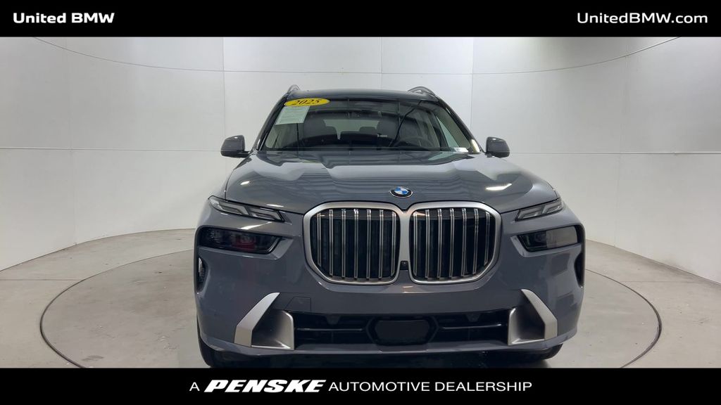 2025 Bmw X7 xDrive40i photo 3