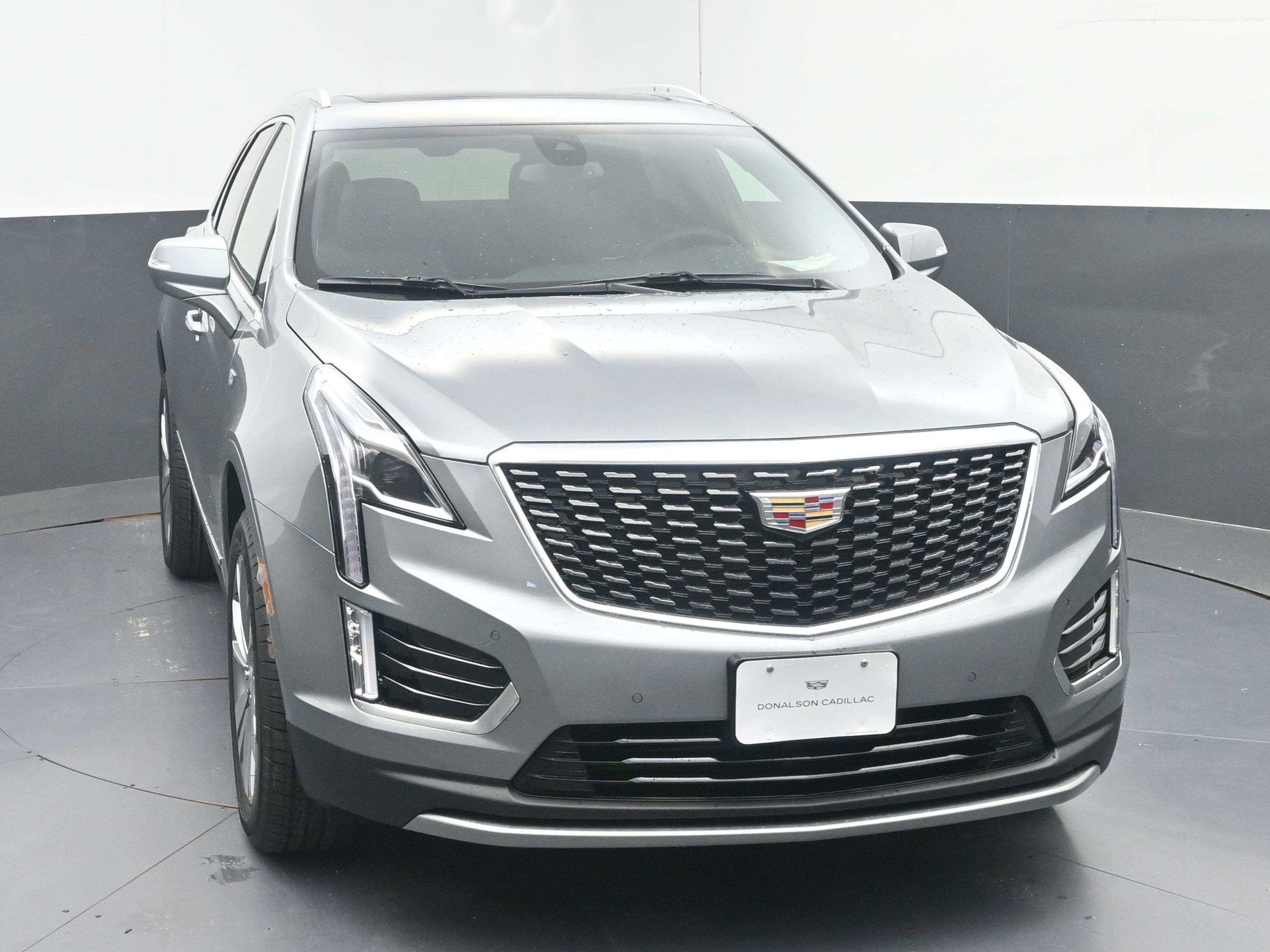 2025 Cadillac XT5 Premium Luxury photo 3