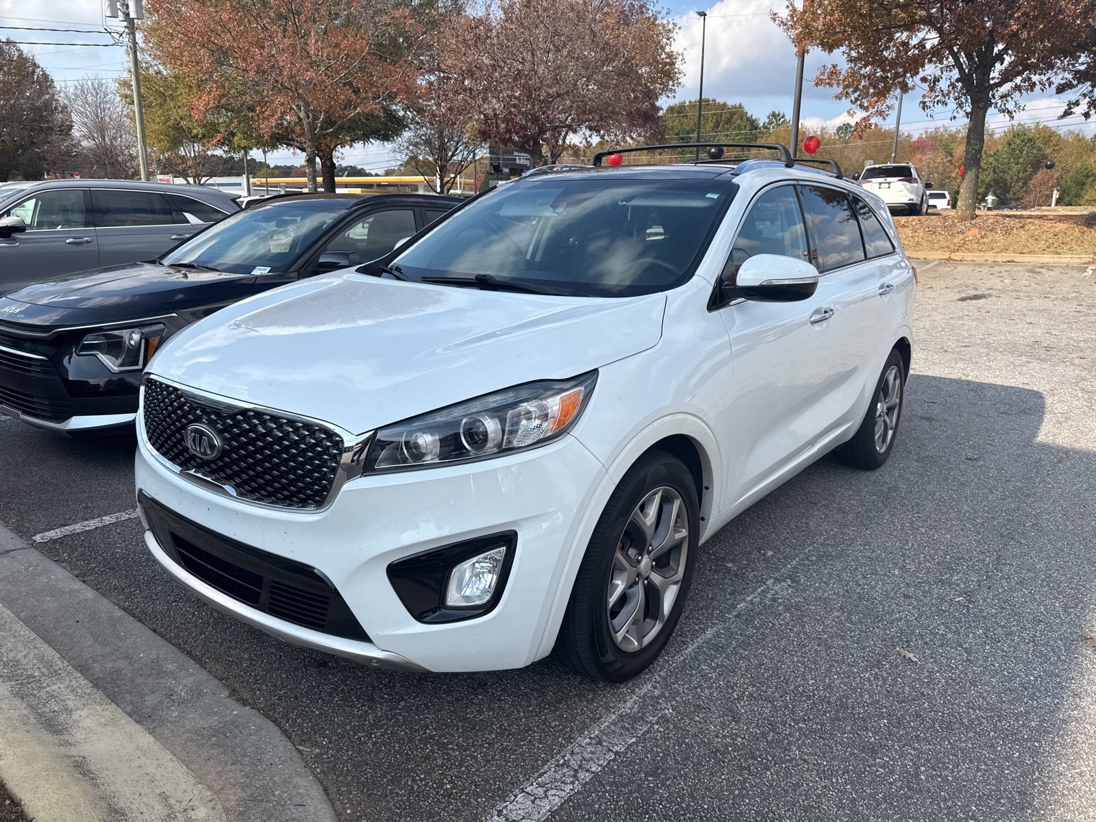 2018 Kia Sorento SX photo 2