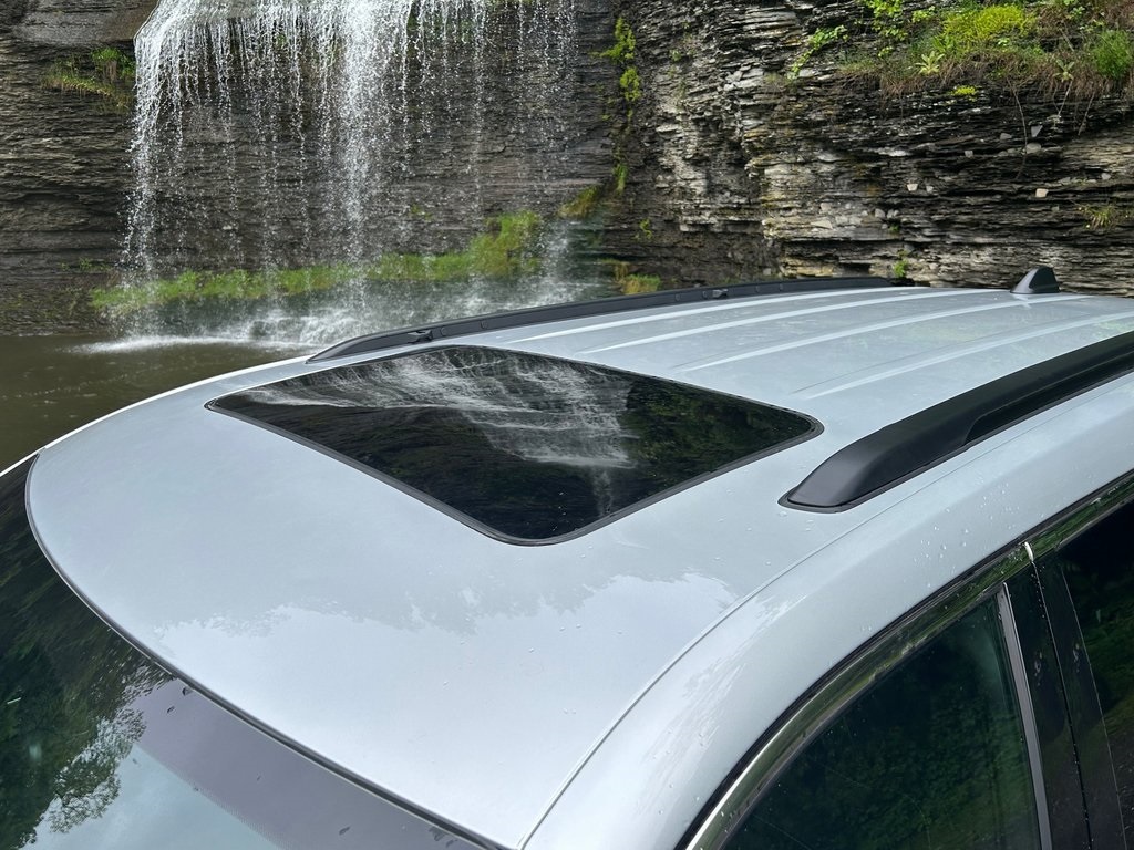 2025 Jeep Grand Cherokee Laredo X photo 2