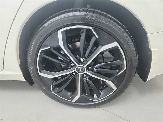 2025 Nissan Altima 2.5 SR photo 42