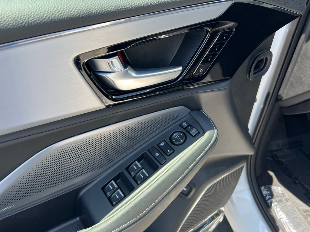2026 Acura MDX Technology photo 12