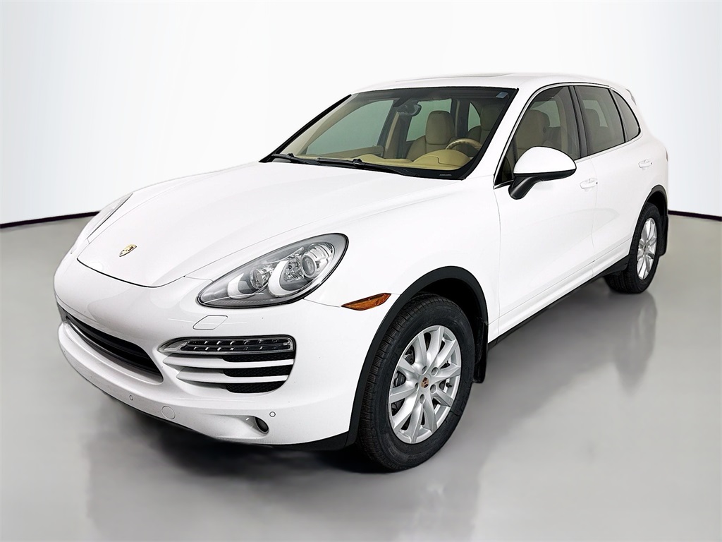2014 Porsche Cayenne's photo