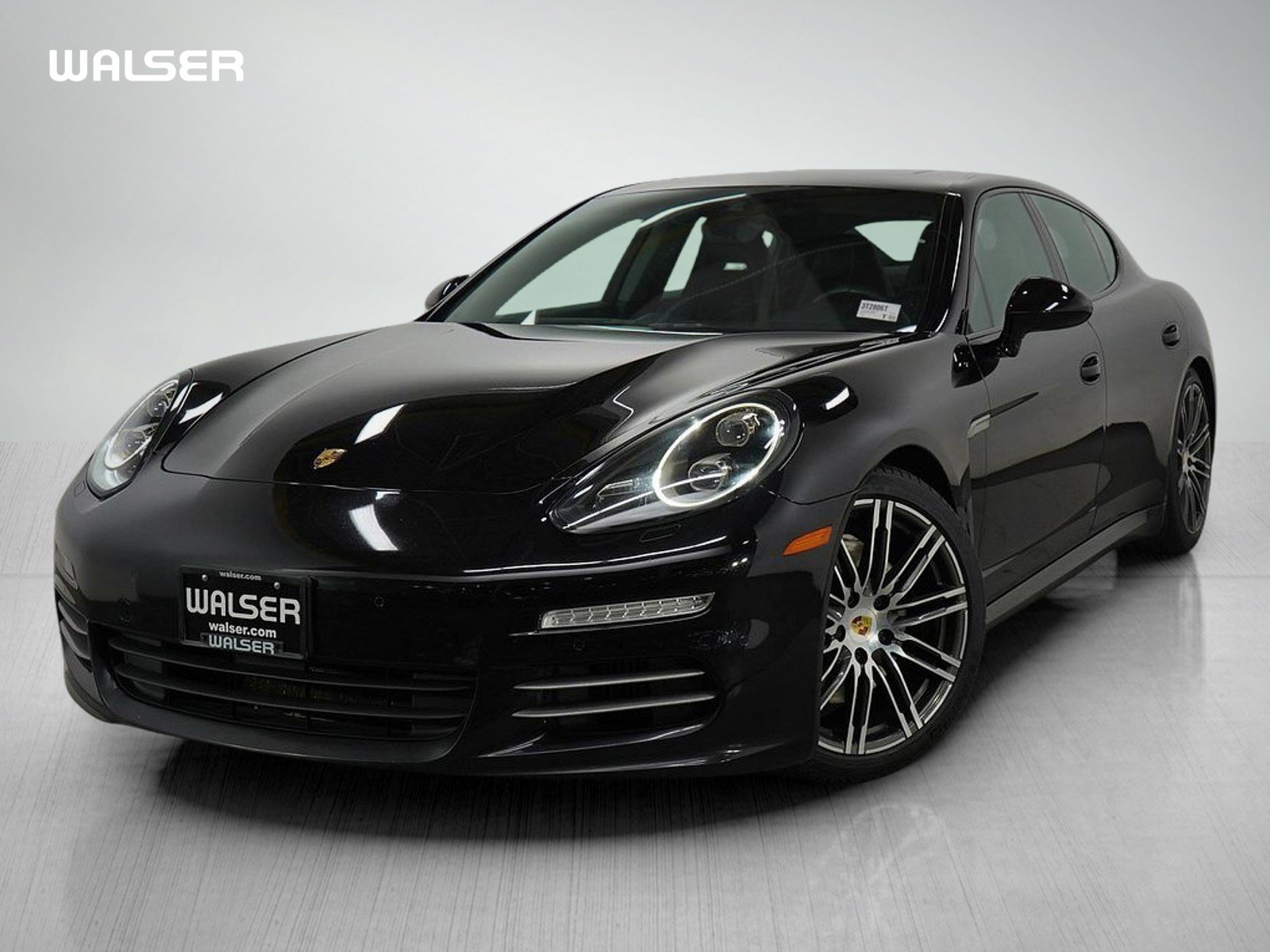 2016 Porsche Panamera
