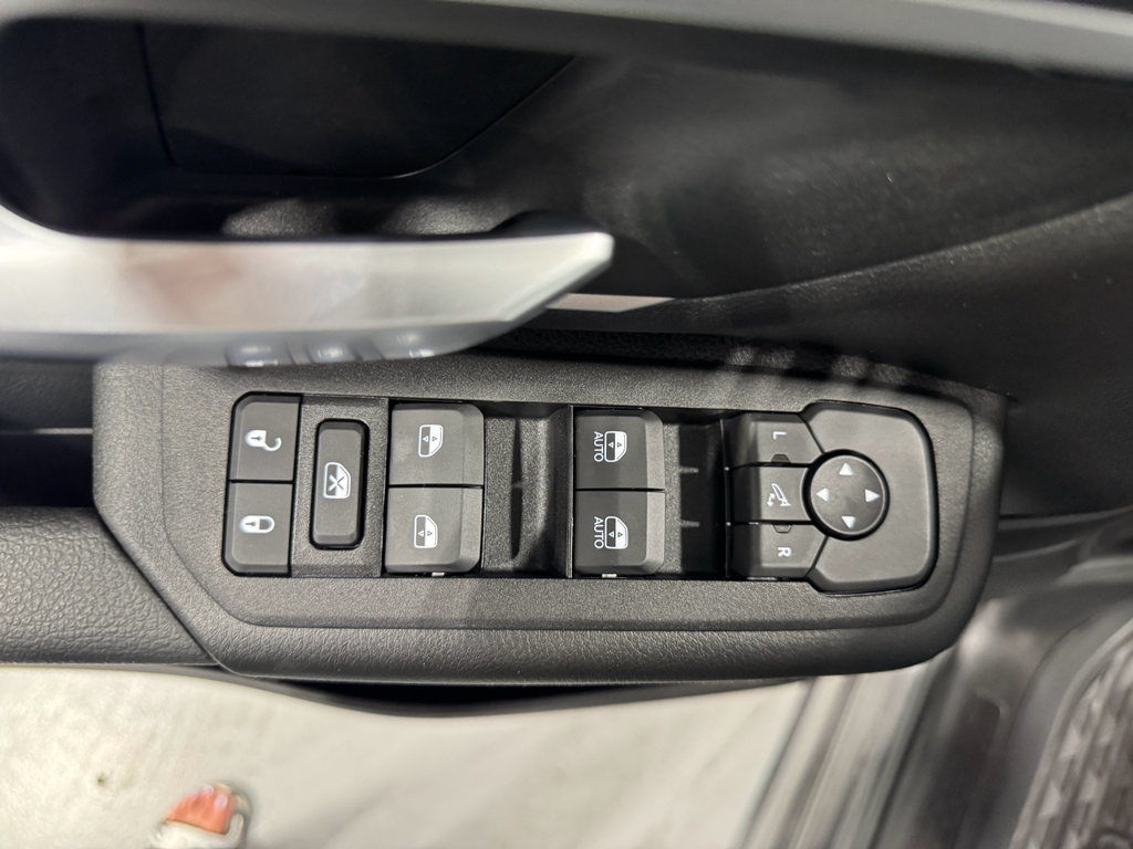 2025 Ram 1500 Big Horn photo 21