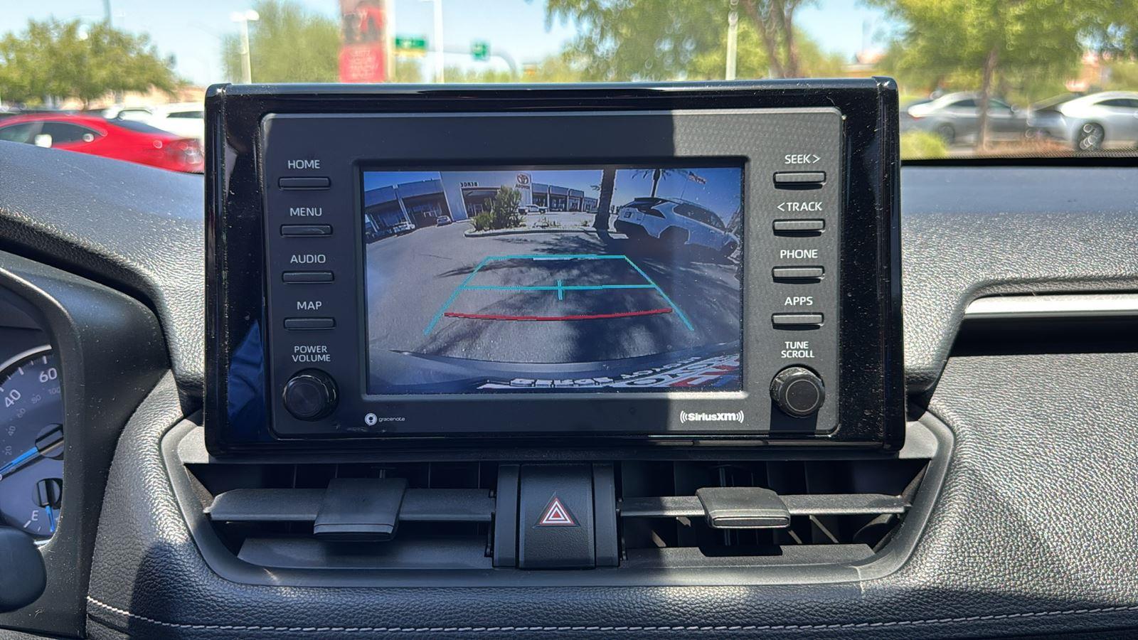 2021 Toyota RAV4 Hybrid XLE photo 19