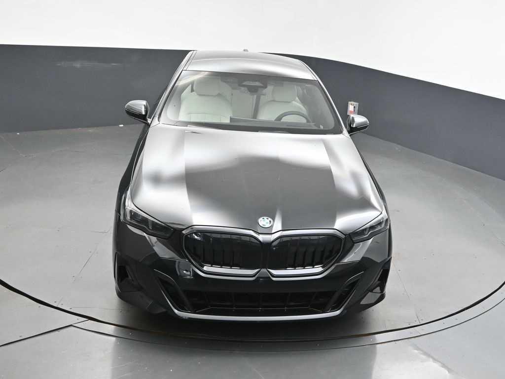 2026 Bmw 550e xDrive photo 34