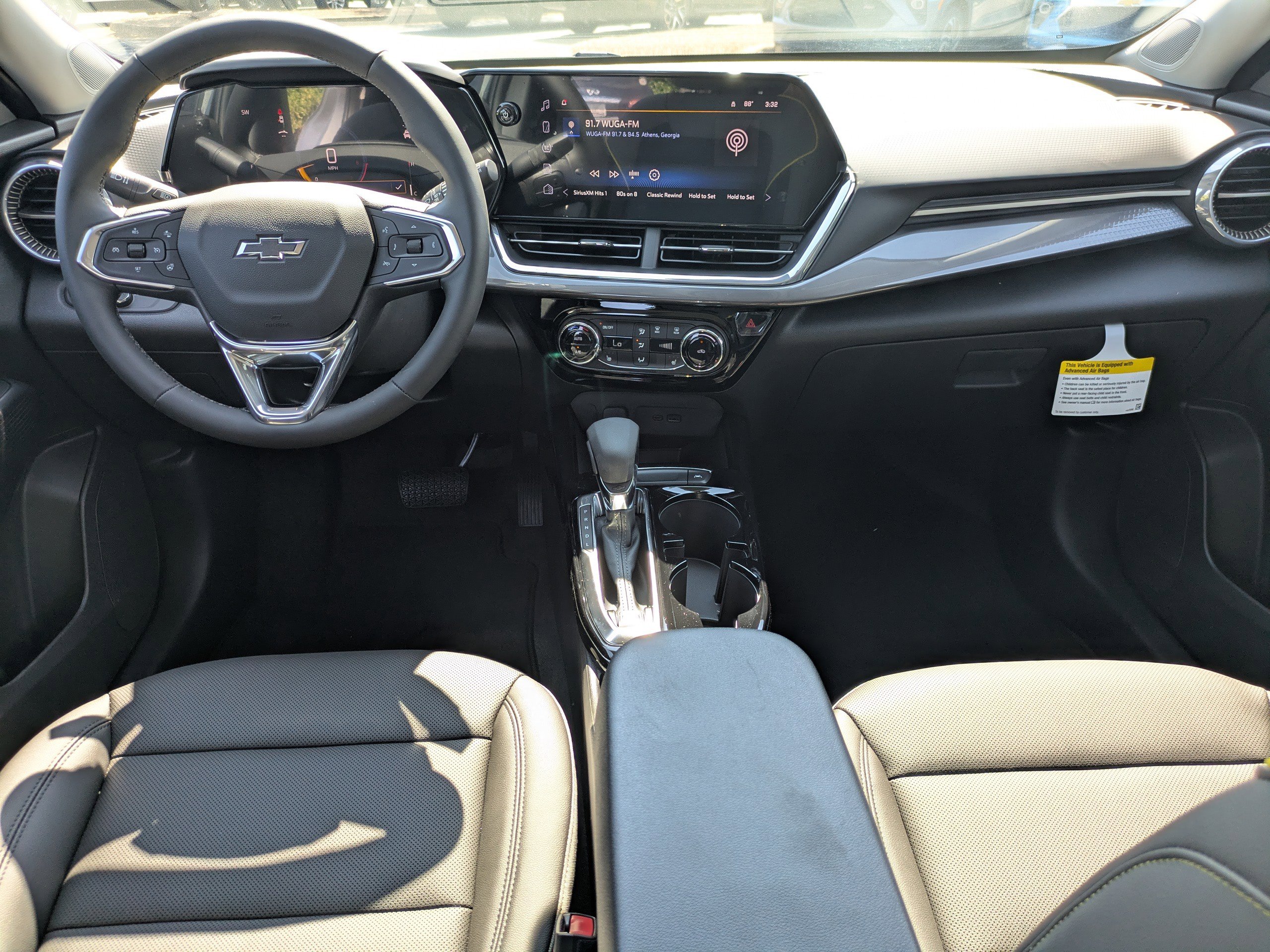 2025 Chevrolet Trax ACTIV photo 12