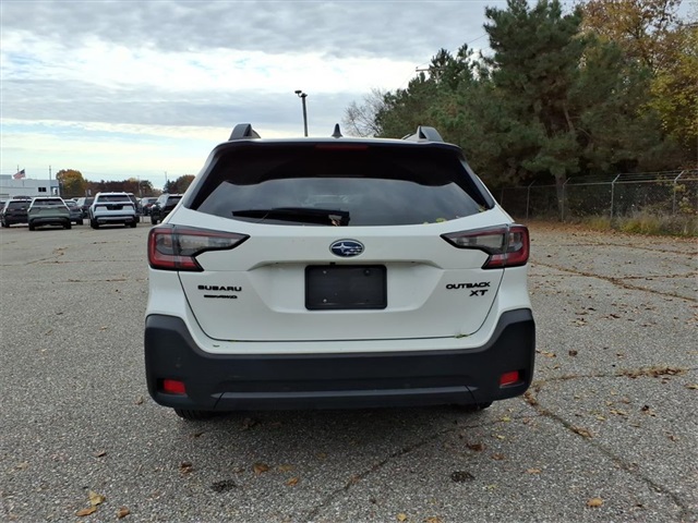 2024 Subaru Outback Onyx Edition XT photo 3