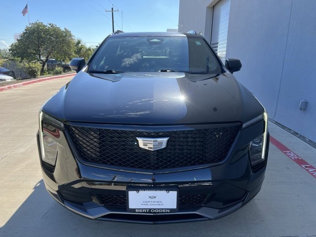 2024 Cadillac XT4 Sport photo 3