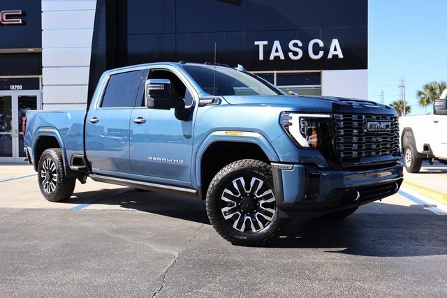 2026 GMC Sierra Denali's photo