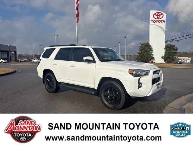 2021 Toyota 4Runner SR5 Premium's photo