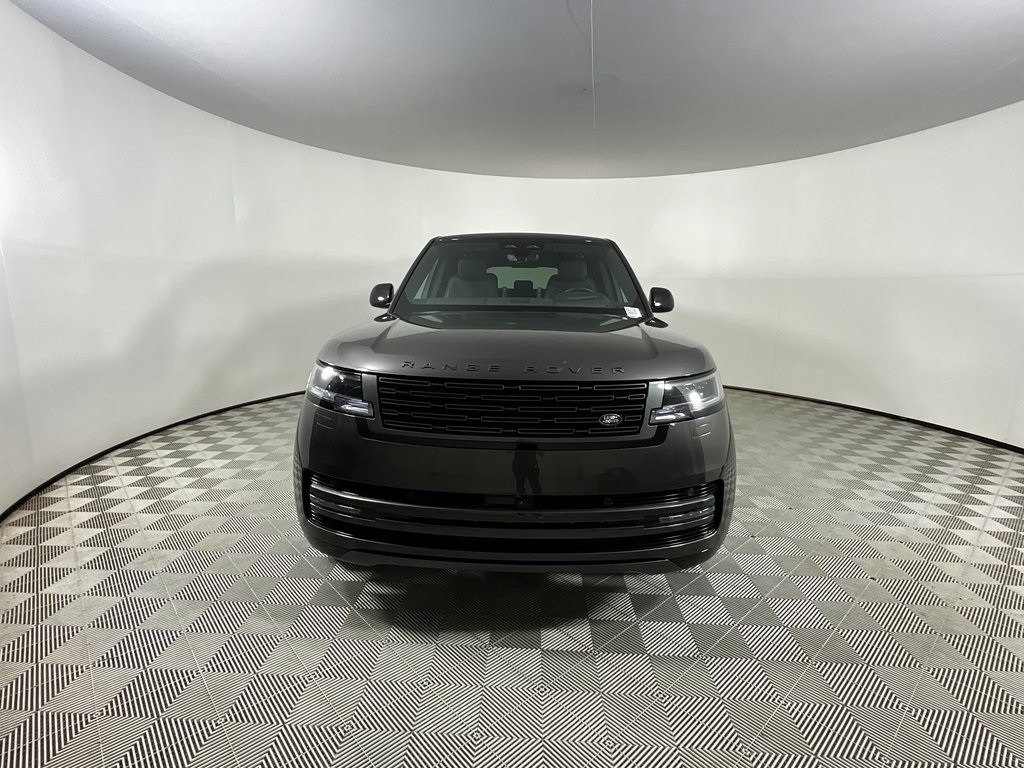 2025 Land Rover Range Rover SE photo 4