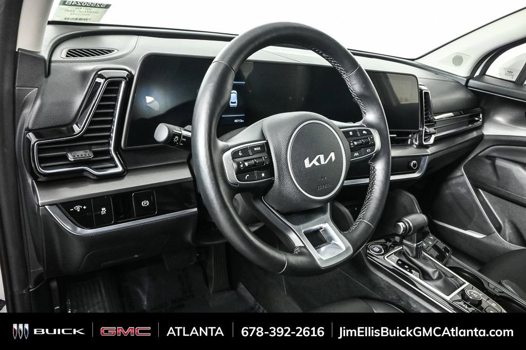 2023 Kia Sportage EX photo 3