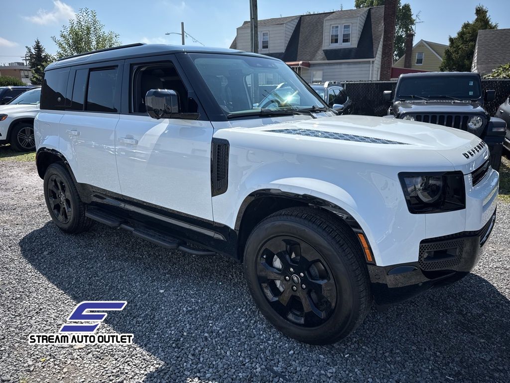 2024 Land Rover Defender 110 X-Dynamic SE photo 6