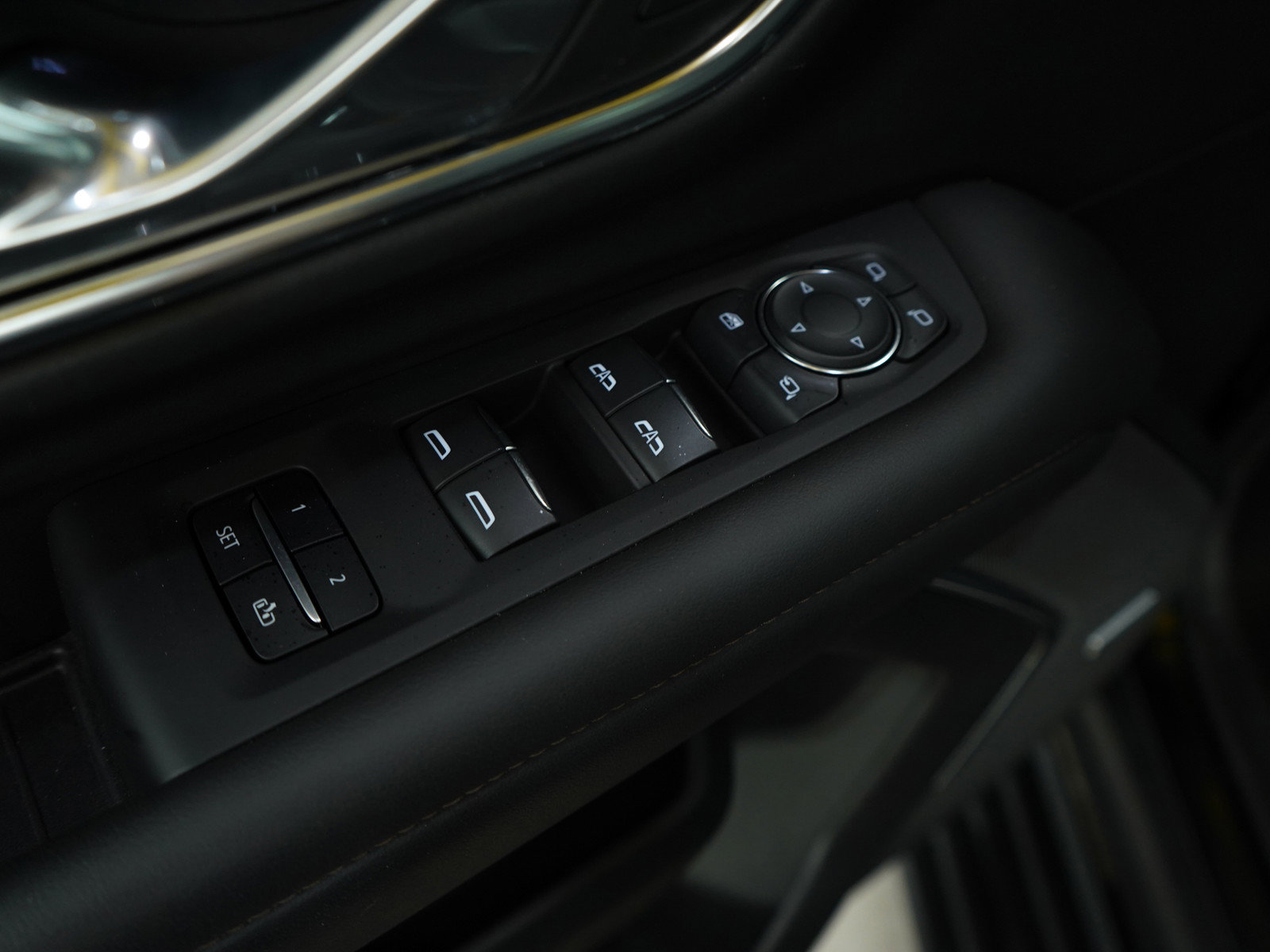 2024 Chevrolet Suburban High Country photo 20