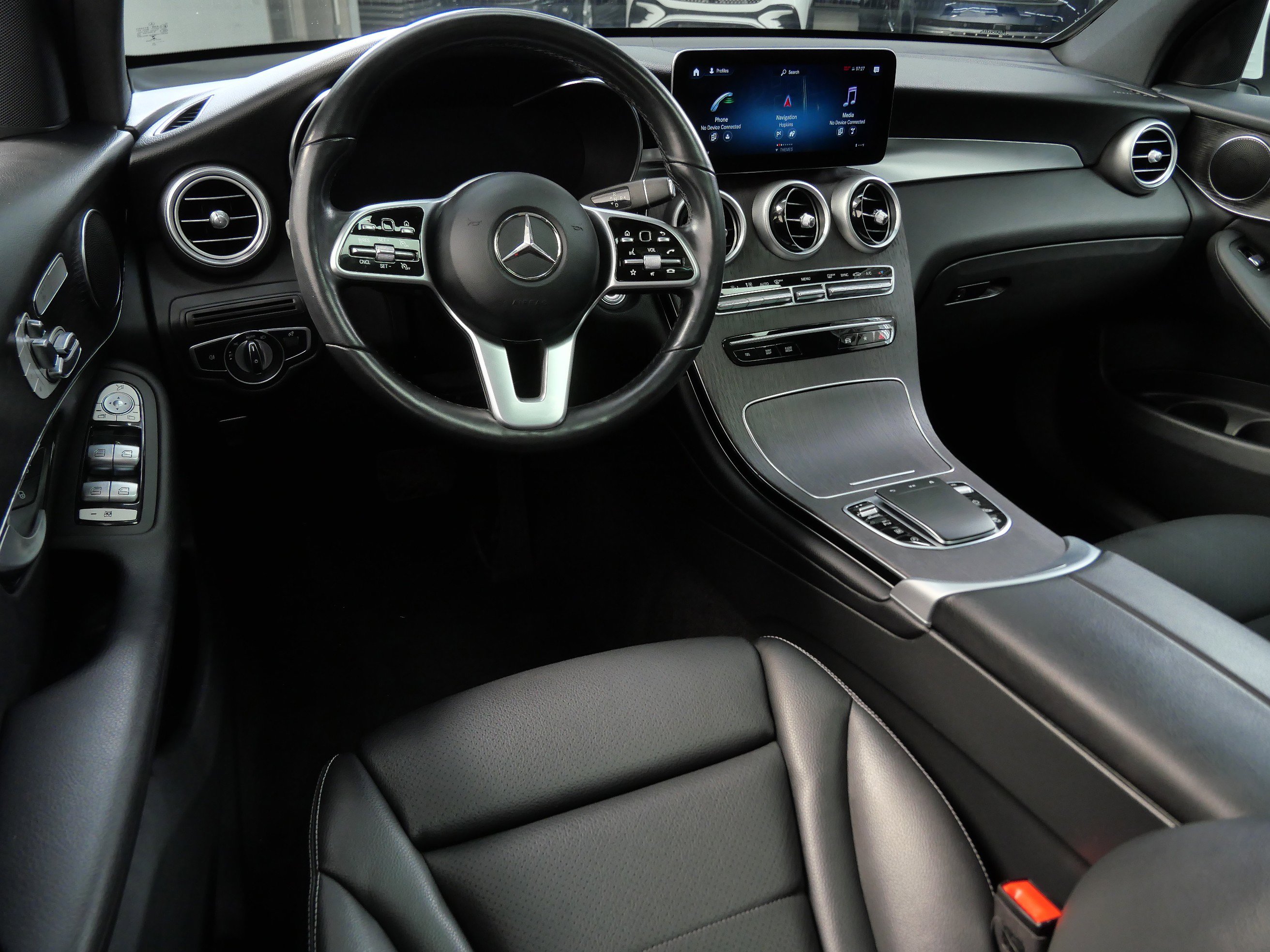 Certified 2022 Mercedes-Benz GLC GLC300 with VIN W1N0G8EB8NG071491 for sale in Minnetonka, Minnesota