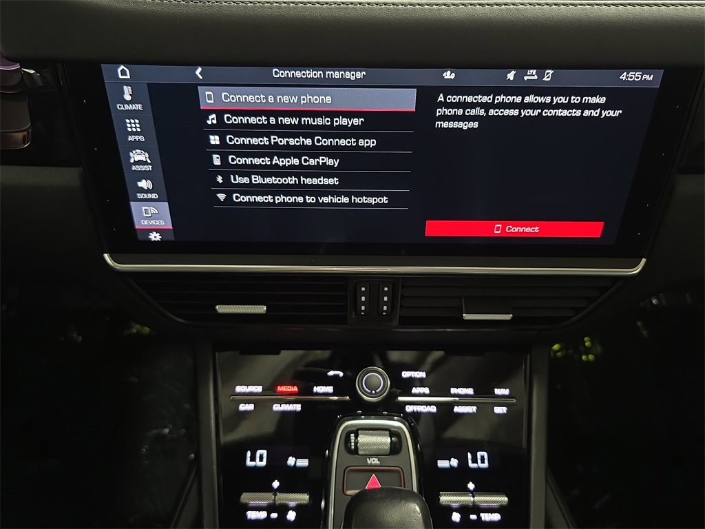 2021 Porsche Cayenne GTS photo 15