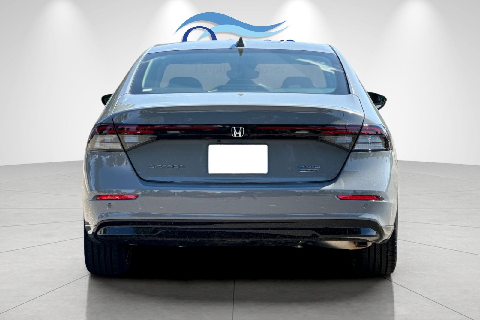 2025 Honda Accord Hybrid Touring photo 3