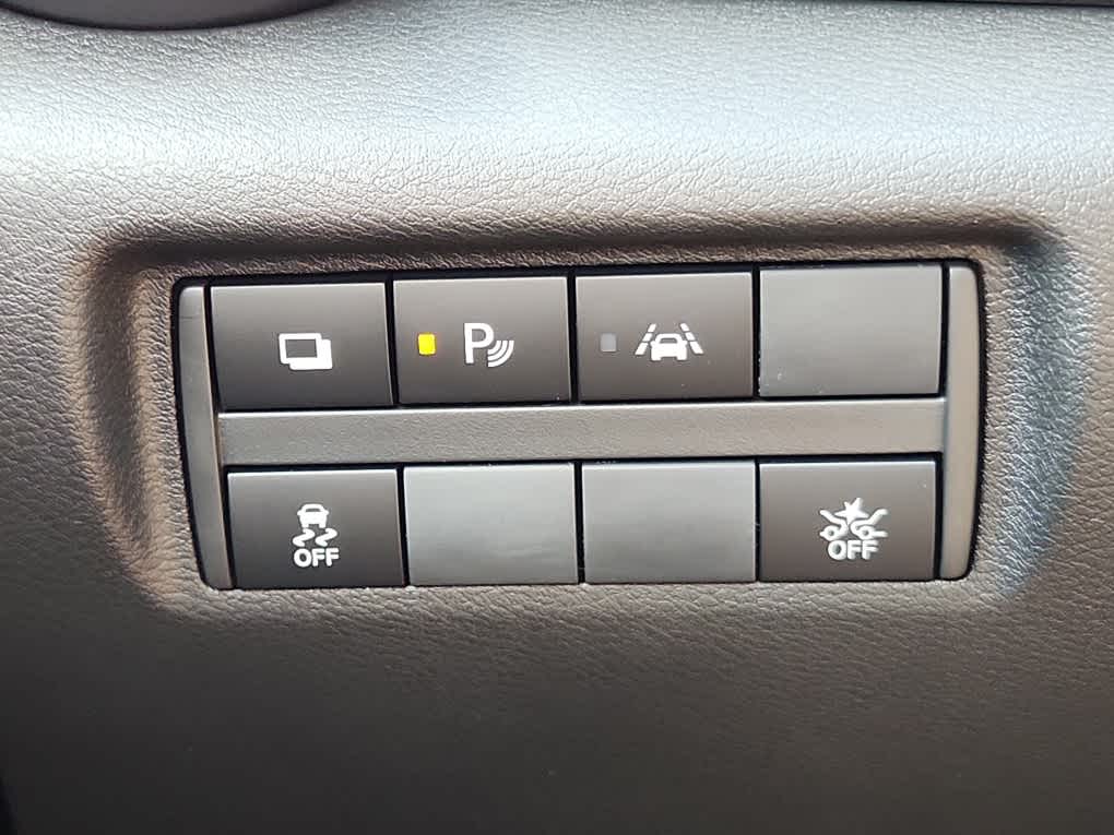 2025 Nissan Versa S photo 13
