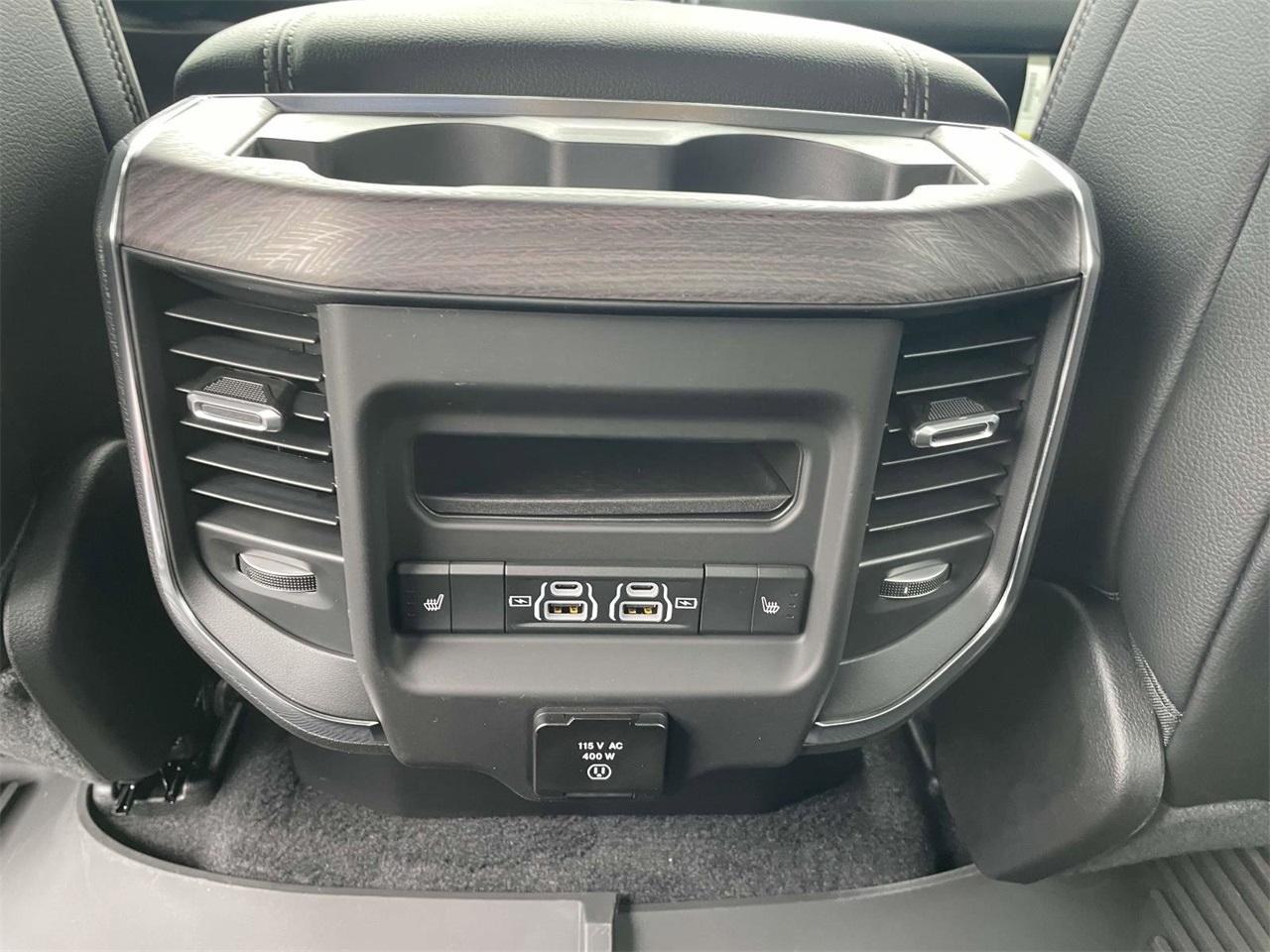 2026 Ram 1500 Laramie photo 10