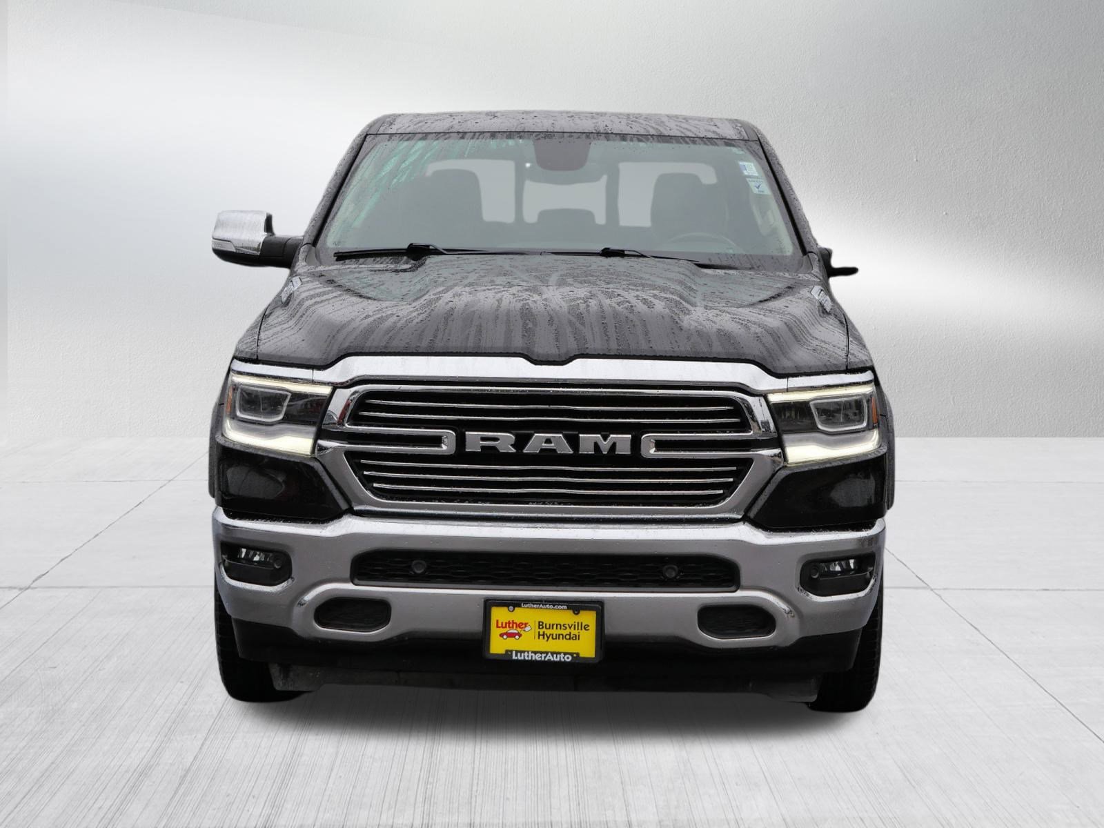 Used 2019 RAM Ram 1500 Pickup Laramie with VIN 1C6SRFJTXKN556873 for sale in Burnsville, Minnesota