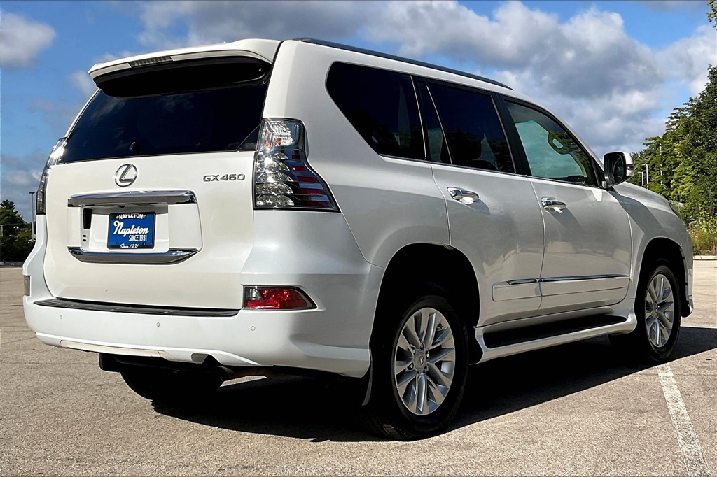 2015 Lexus GX 460 photo 11