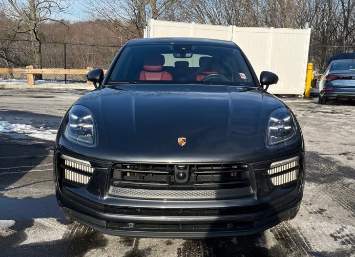 2023 PORSCHE MACAN - Image 4