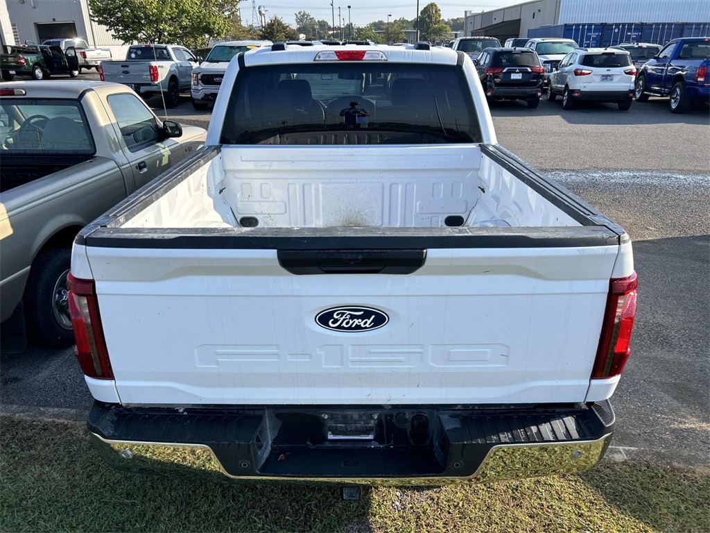 2025 Ford F-150 XLT photo 4