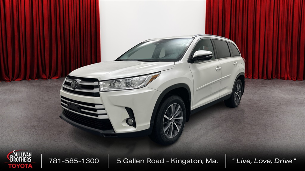 2019 Toyota Highlander XLE's photo