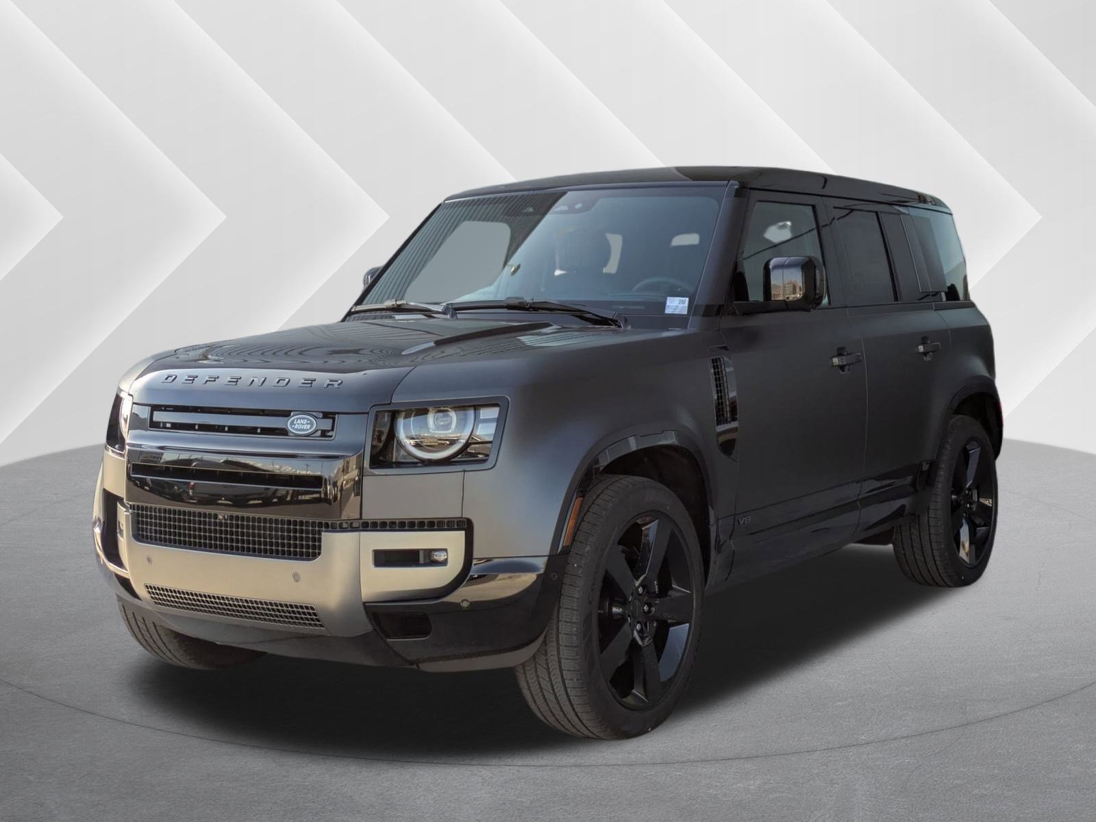 2026 Land Rover Defender V8's photo