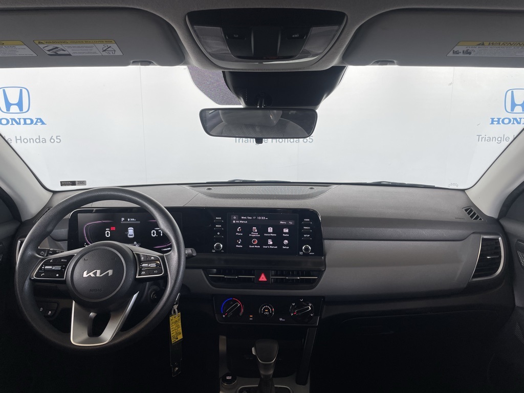 2024 Kia Seltos LX photo 4