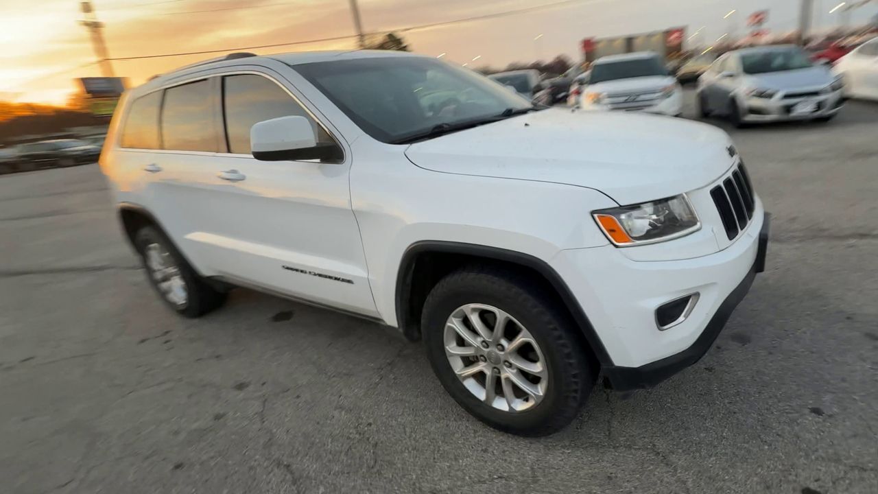 2015 Jeep Grand Cherokee Laredo E's photo