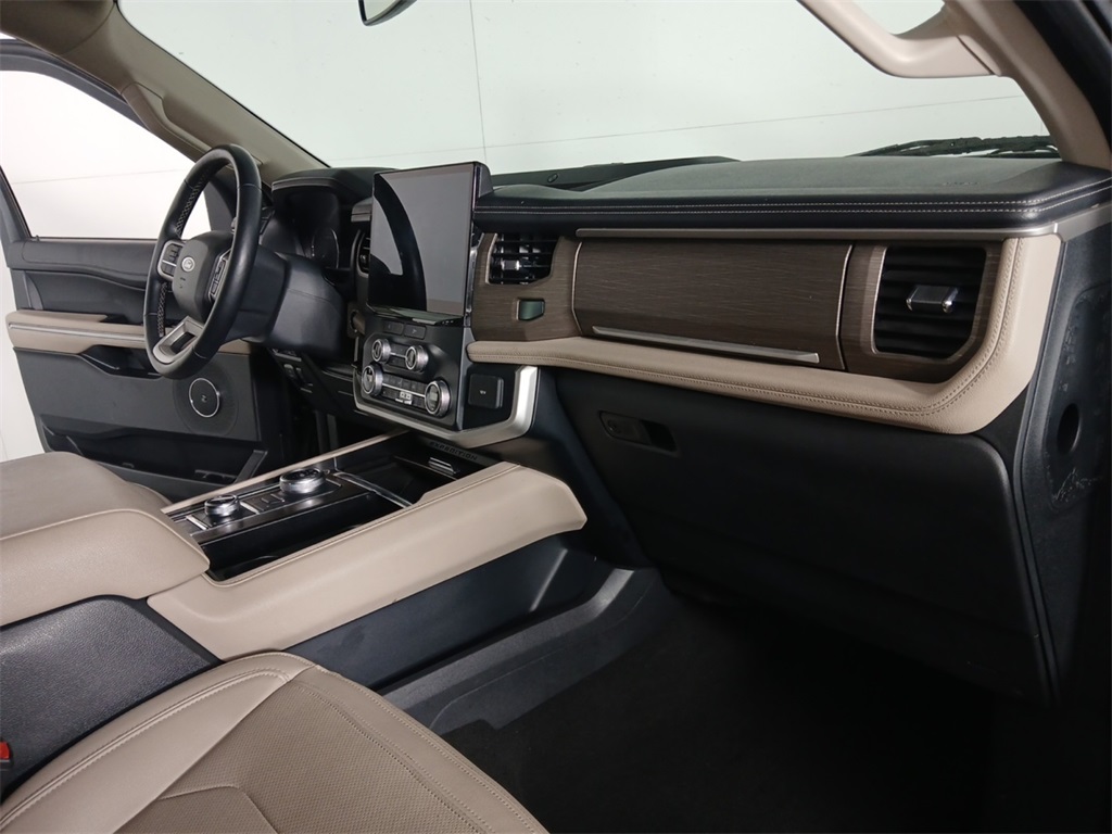 2024 Ford Expedition MAX Limited photo 18