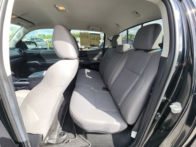 2022 Toyota Tacoma SR5 V6 photo 25
