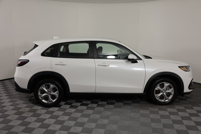 2023 Honda HR-V LX photo 7