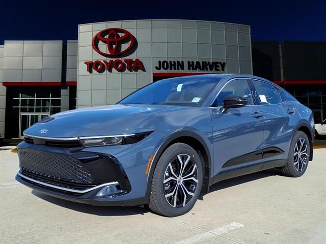 2026 Toyota Crown XLE's photo