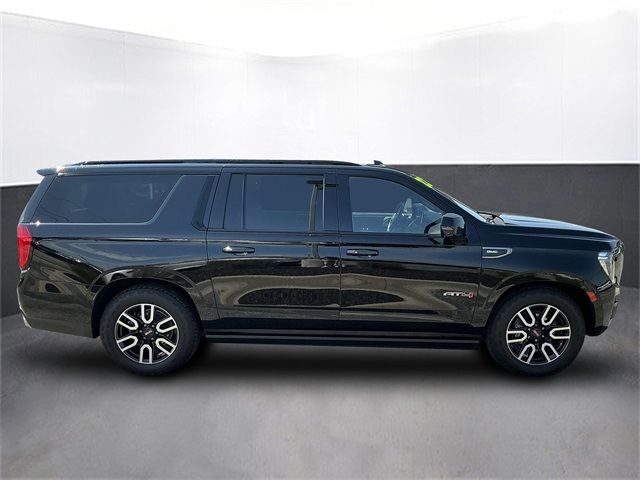 2022 Gmc Yukon XL AT4 photo 5