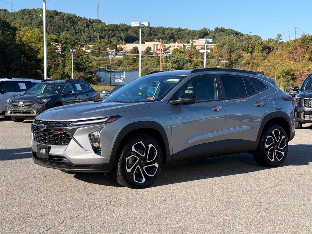 2025 Chevrolet Trax RS