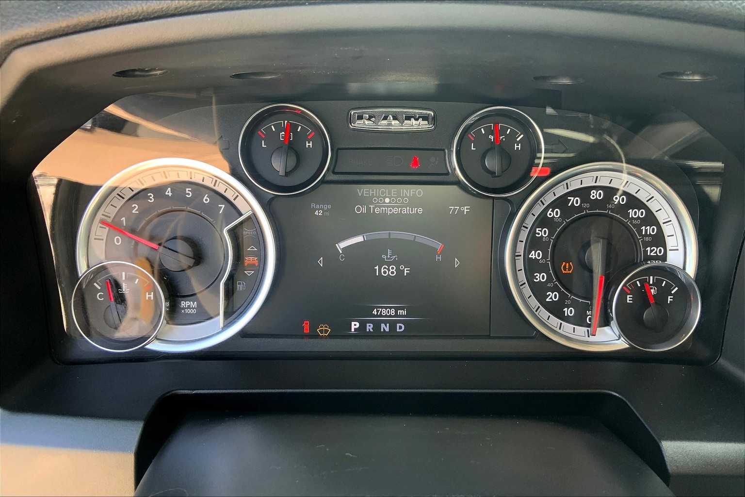 2023 Ram 1500 Classic SLT photo 24