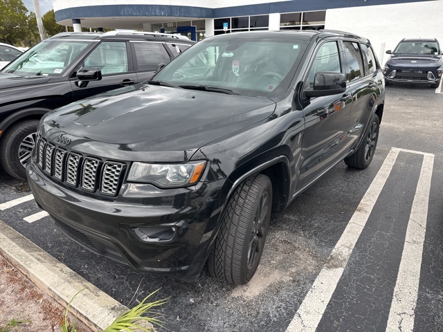 2020 Jeep Grand Cherokee Altitude's photo