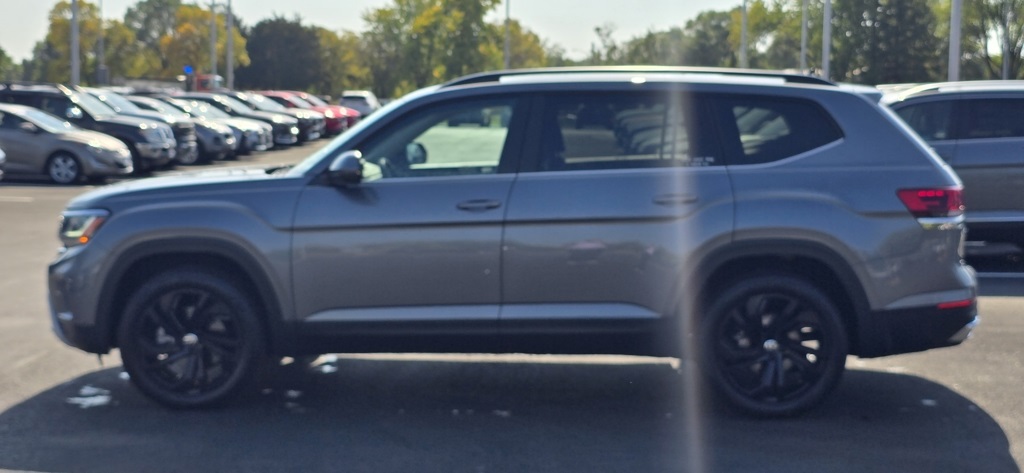 Certified 2023 Volkswagen Atlas SE w/Tech with VIN 1V2KR2CA2PC510954 for sale in St. Cloud, Minnesota