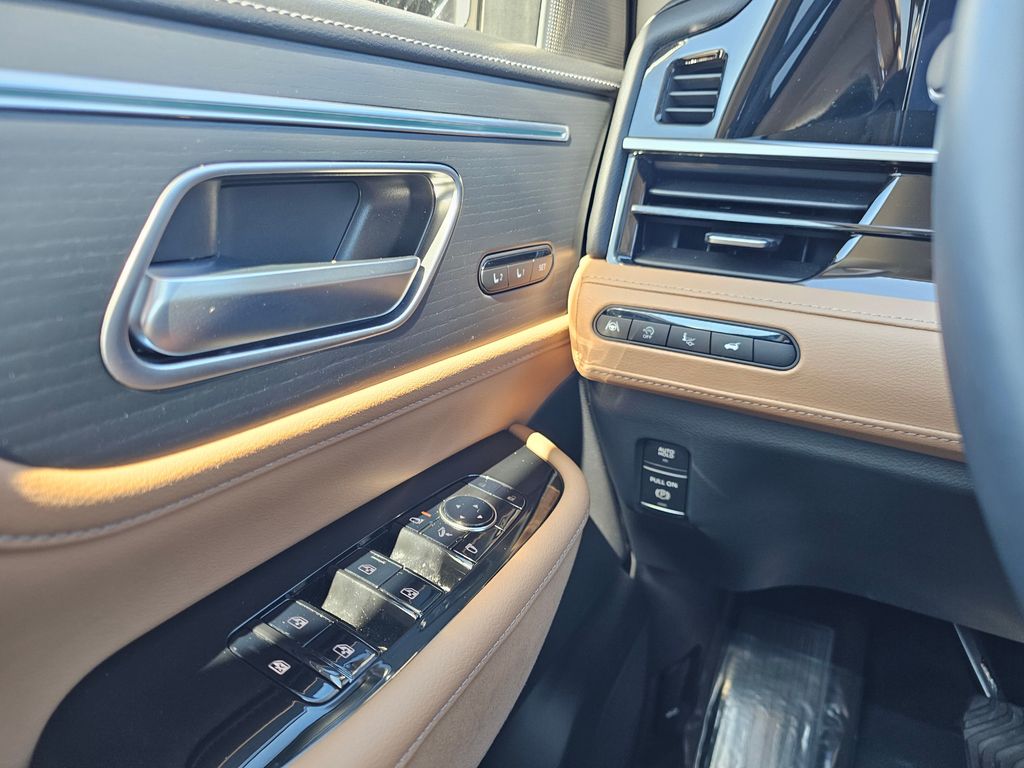2025 Infiniti QX80 Sensory photo 26