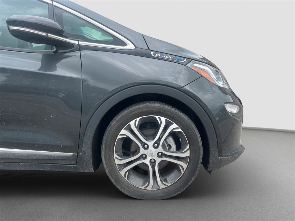 Used 2017 Chevrolet Bolt EV Premier with VIN 1G1FX6S0XH4181854 for sale in Saint Joseph, MO