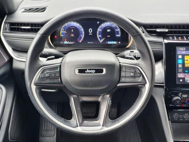 2022 Jeep Grand Cherokee Altitude photo 22