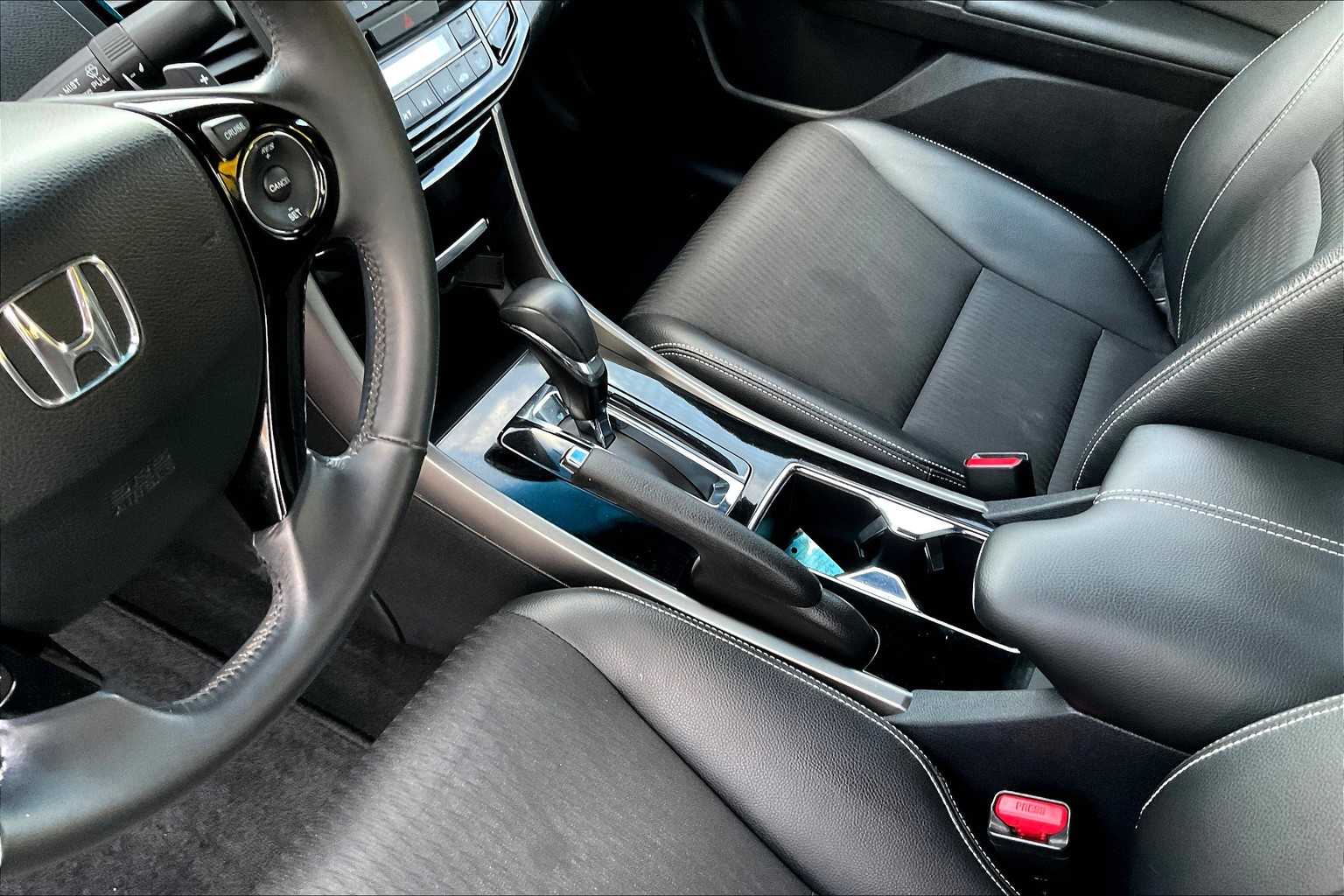 2017 Honda Accord Sport photo 20