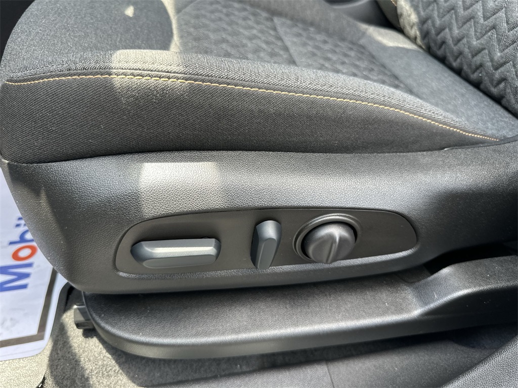 2022 Chevrolet Equinox LT photo 12