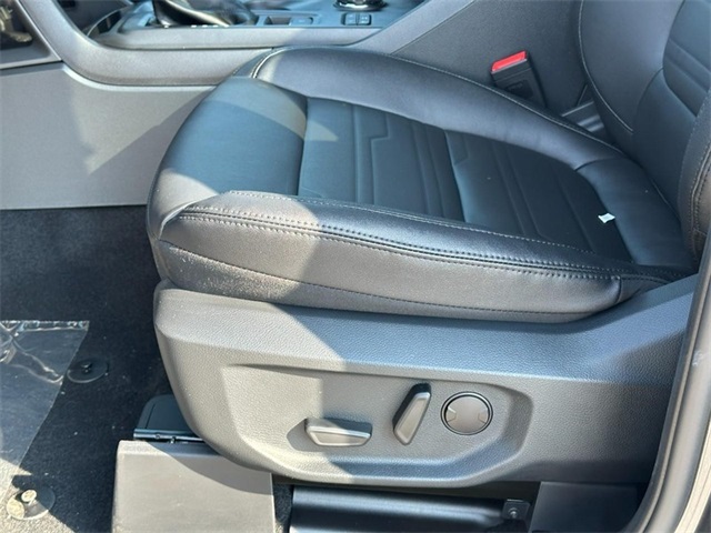 2025 Ford Ranger Lariat photo 10